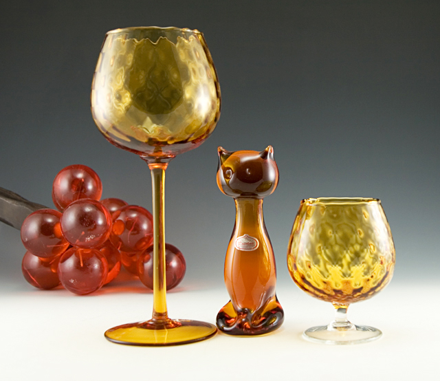 Stylized Art Glass Cat Figurine Mid-Century Mod - Image 2