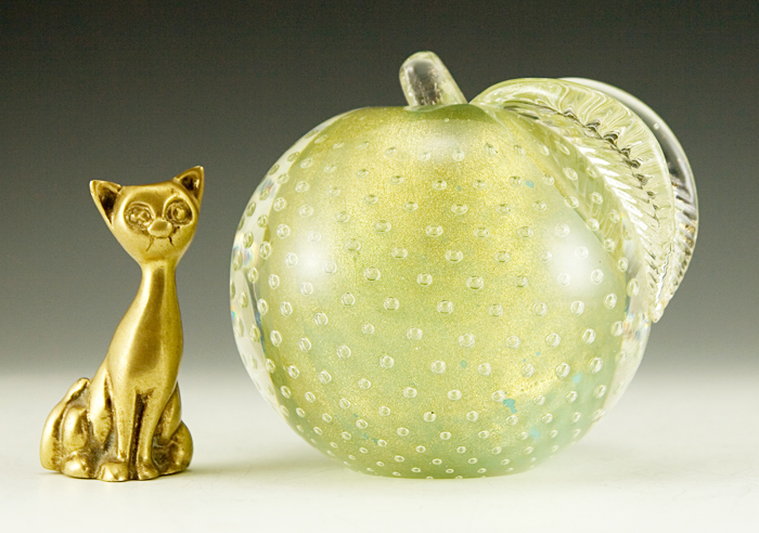 Archimede Seguso Turquoise and Gold Apple Bookend - Image 3