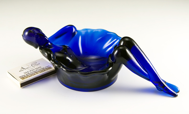 Ballerina Dish in Cobalt Blue Glass - Image 2
