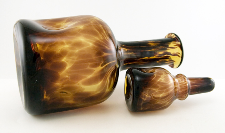 Authentic Mid-Century Tortoise Shell Glass Decanter - Image 2