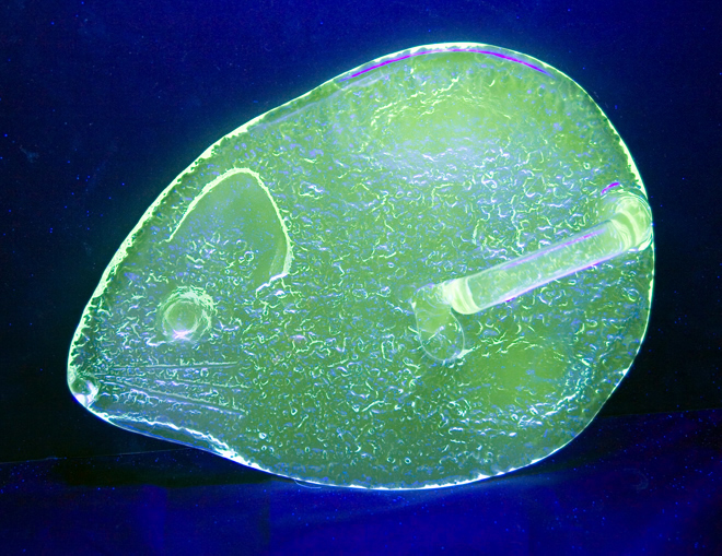 Mouse Cheese and Cracker Server by Blenko Art Glass - Image 2
