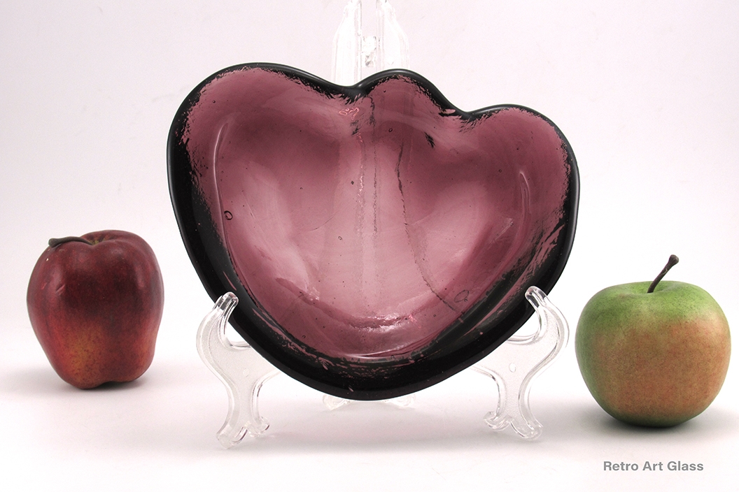 Blenko Art Glass Plum Clamshell Dish Mid-Century - Image 2