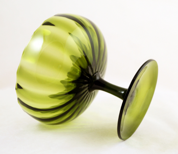 Retro 1950s Blown Avocado Glass Bowl - Image 3