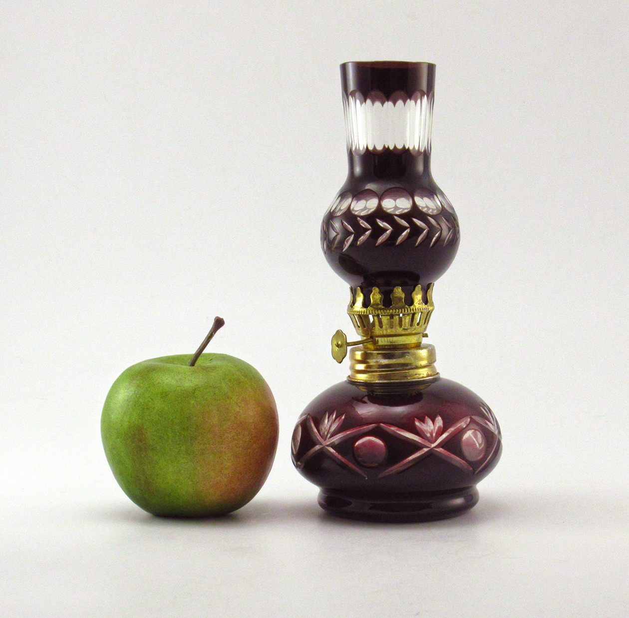 Bohemian Glass Oil Lamp Ruby Cut to Clear - Image 4