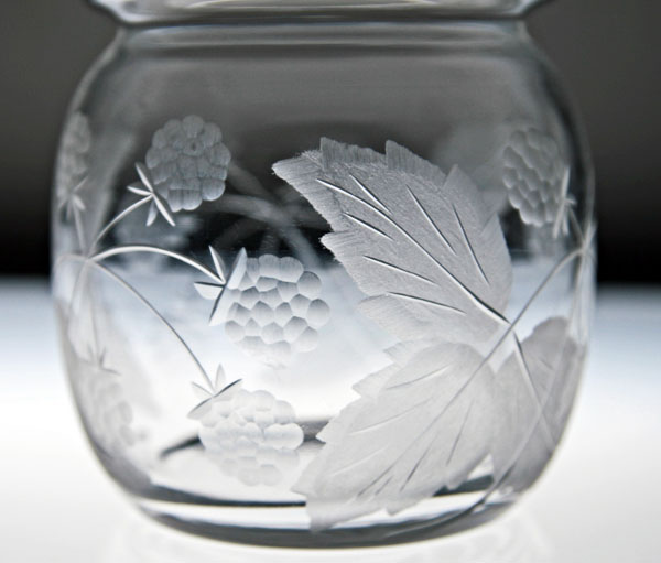 Elegant Cambridge Glass Mustard Jar Blackberry Etch - Image 2