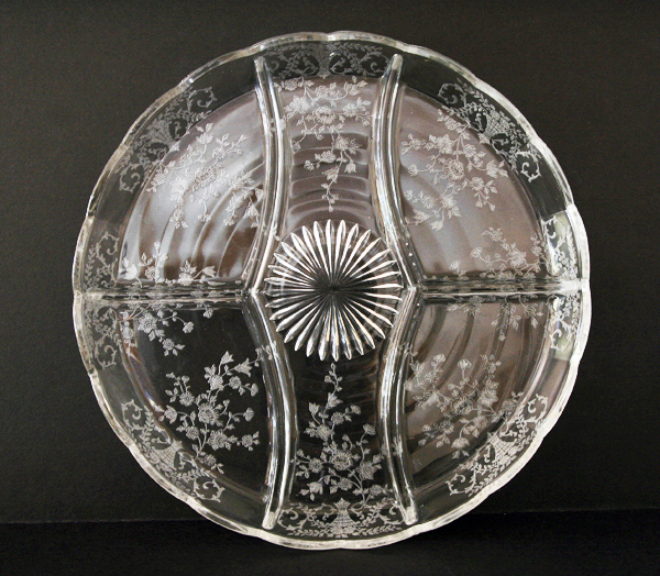 Elegant Depression Glass Server Cambridge Portia - Image 3