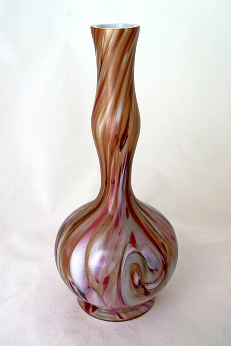 Hand Blown Victorian Art Glass Chalcedony Vase
