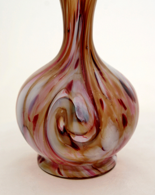 Hand Blown Victorian Art Glass Chalcedony Vase - Image 4