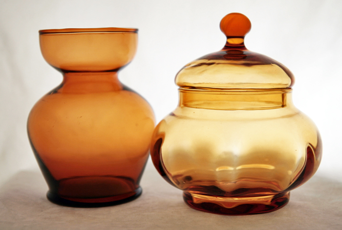 Chestnut Glass Hyacinth Vase - Image 2