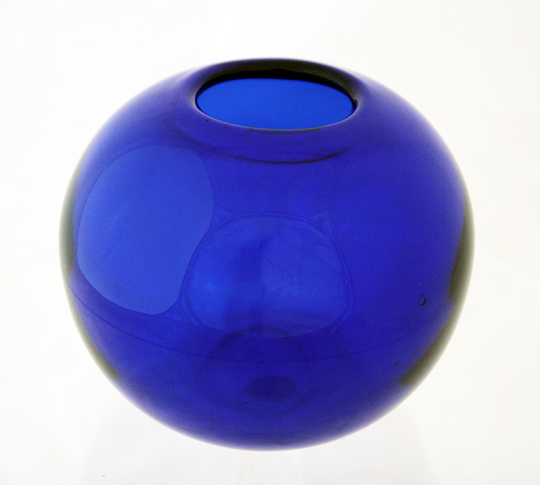 Cobalt Blue Ball Vase & Matching Ashtray - Image 3