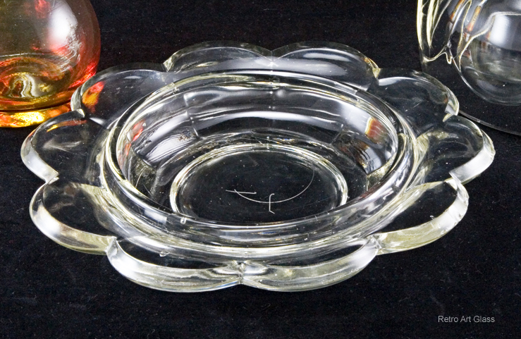 Depression Glass Covered Dish Colonial Style - Image 3