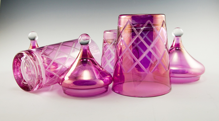 Covered Cup Flip Tumbler Set with Blush and Cut Decor - Image 2