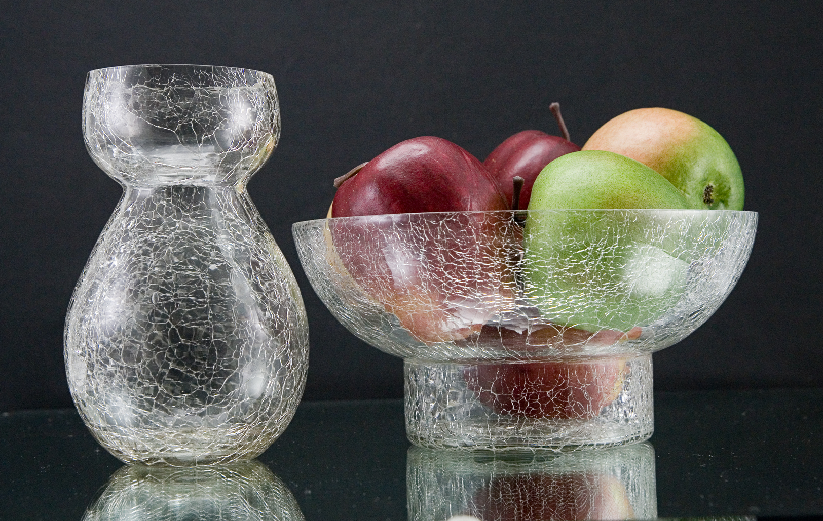 Hyacinth Vase and Bowl in Hand-Blown Crackle Glass