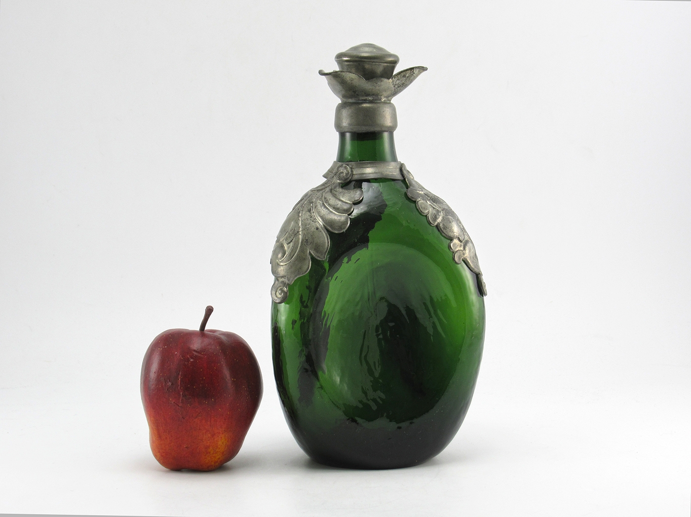 Pinched Decanter Vintage Danish Glass in Old World Style - Image 4