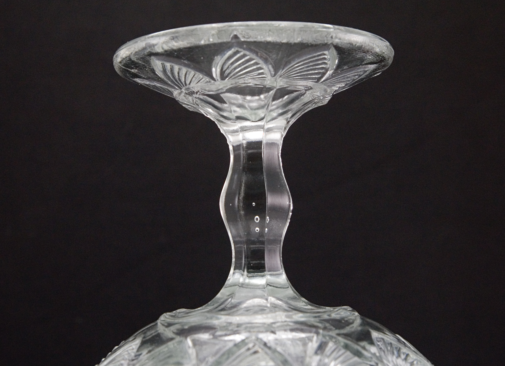 Bullseye Fan Antique Glass Footed Bowl - Image 4
