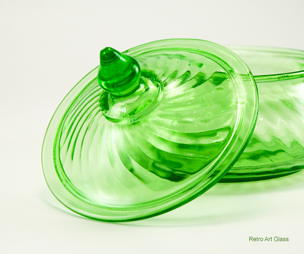 Elegant Depression Glass Covered Jar by Imperial - Image 2