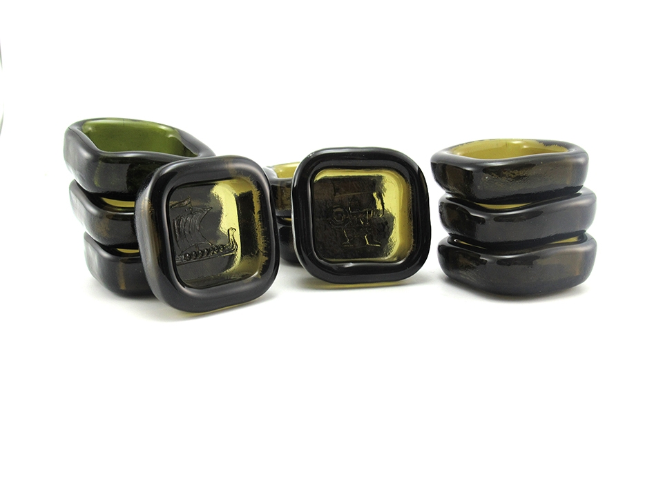 Erik Hoglund for Boda Set of 10 Viking Cast Glass Square Bowls - Image 4