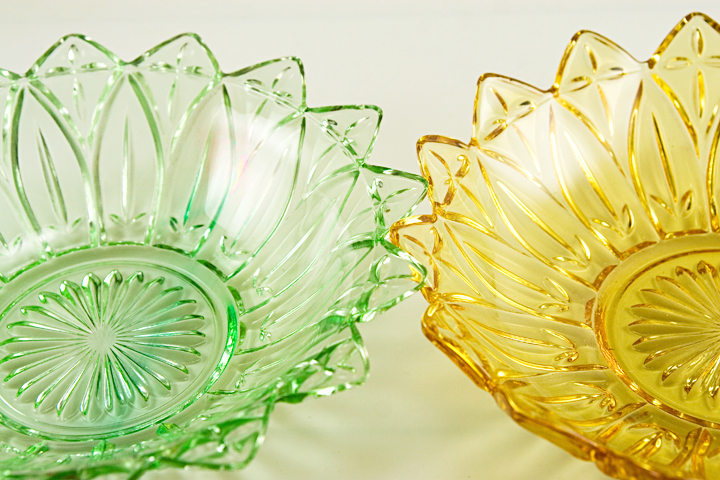 Federal Petal Serving Bowl Set in Spring Colors