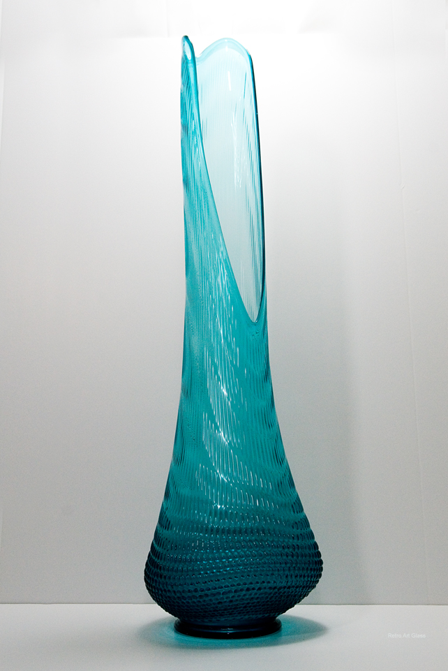 Giant Floor Vase by Fenton Art Glass 1970 - Image 4