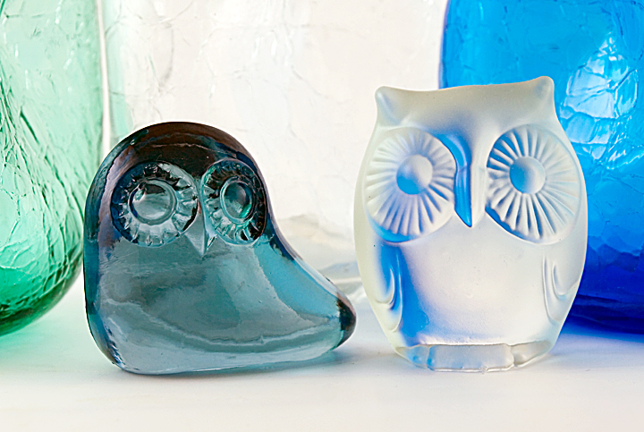 Fenton Art Glass White Satin Owl Figurine - Image 3