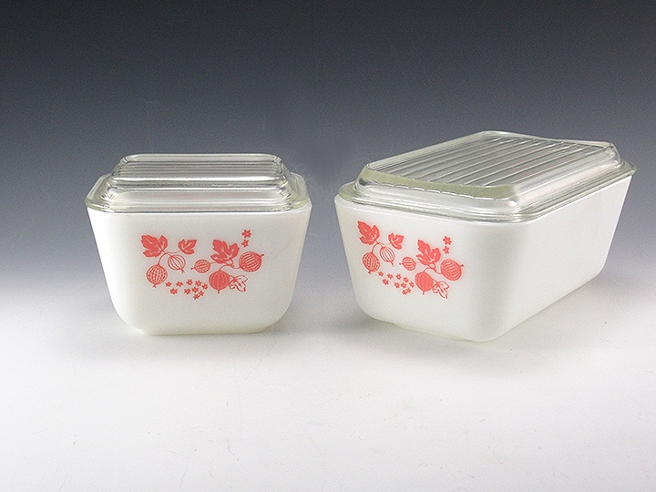 Pink Gooseberry Refrigerator Dish Covered Small - Image 4