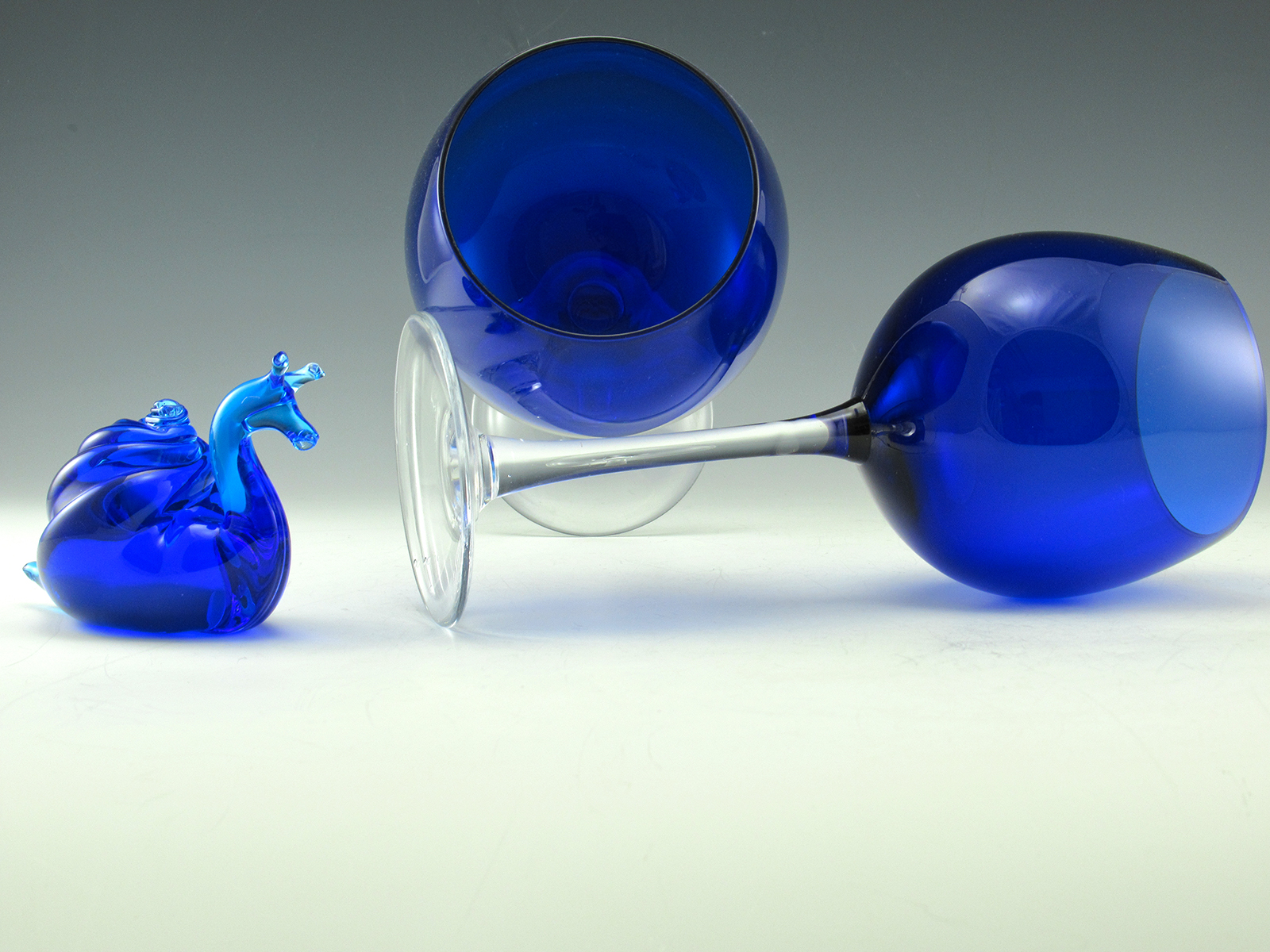 Tall Cobalt Blue Blown Glass Wine Balloons - Image 3