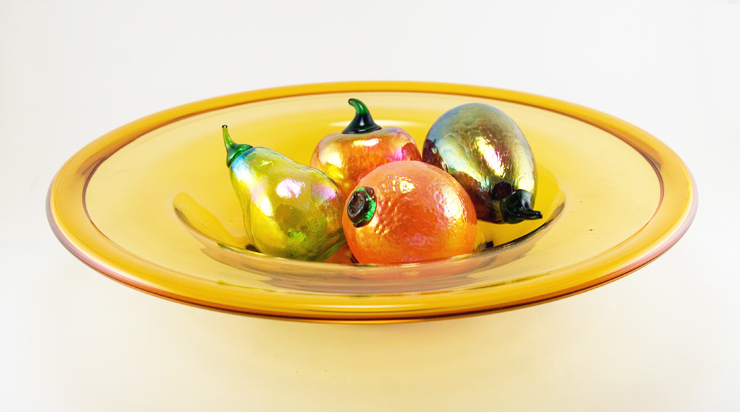 Huge Beautiful Blenko Art Glass Centerpiece Bowl in Wheat 1970s