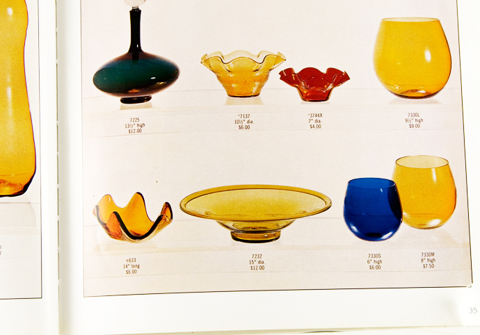 Huge Beautiful Blenko Art Glass Centerpiece Bowl in Wheat 1970s - Image 2
