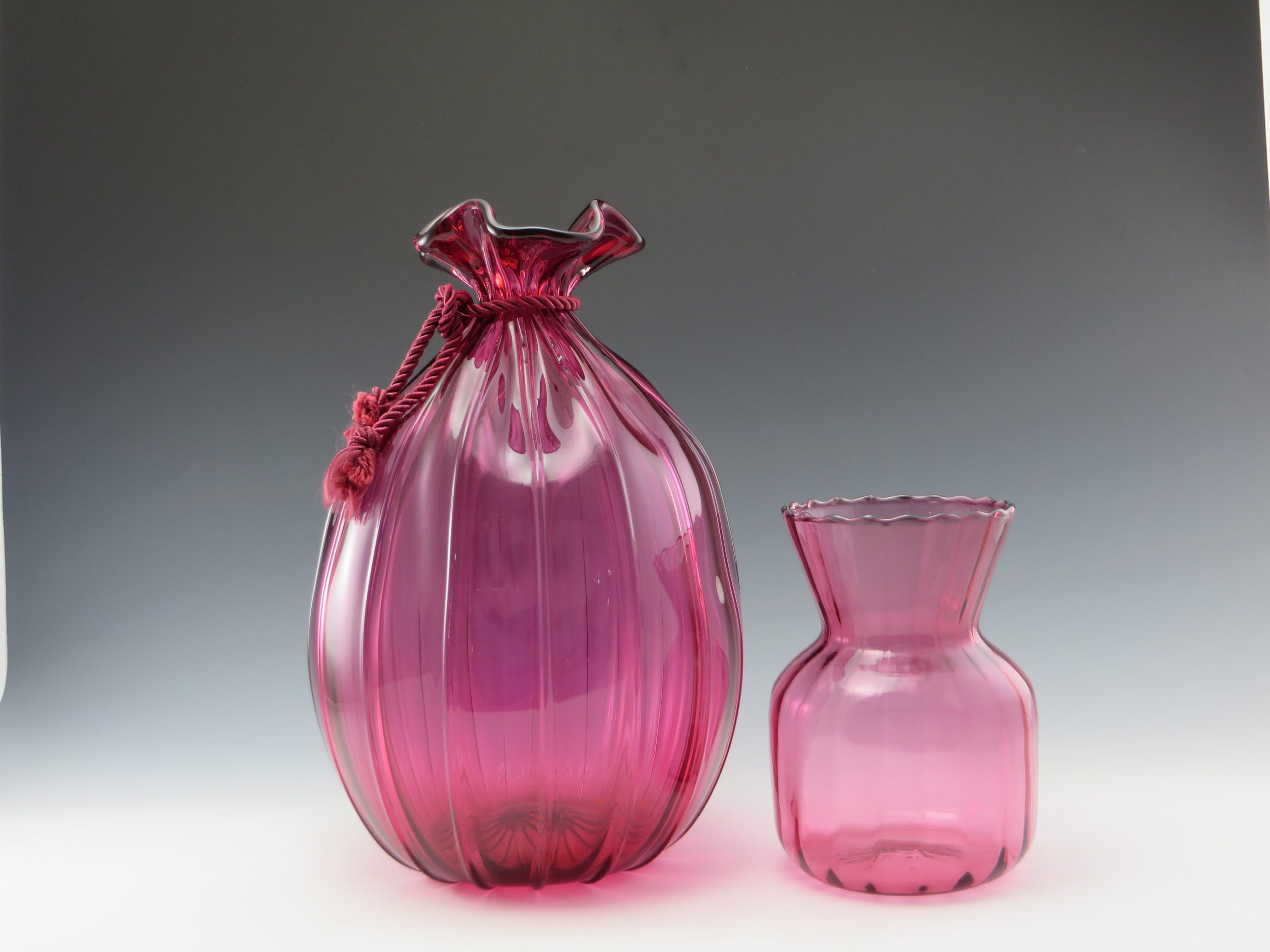 Vintage Cranberry Glass Bag Vase Pre-1970 by Pilgrim Art Glass - Image 7