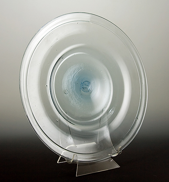 Large Blenko Art Glass Handblown Plates Set of 2 Williamsburg - Image 4
