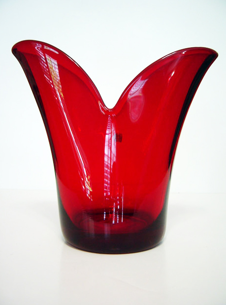 New Martinsville Viking Ruby Glass Split Vase
