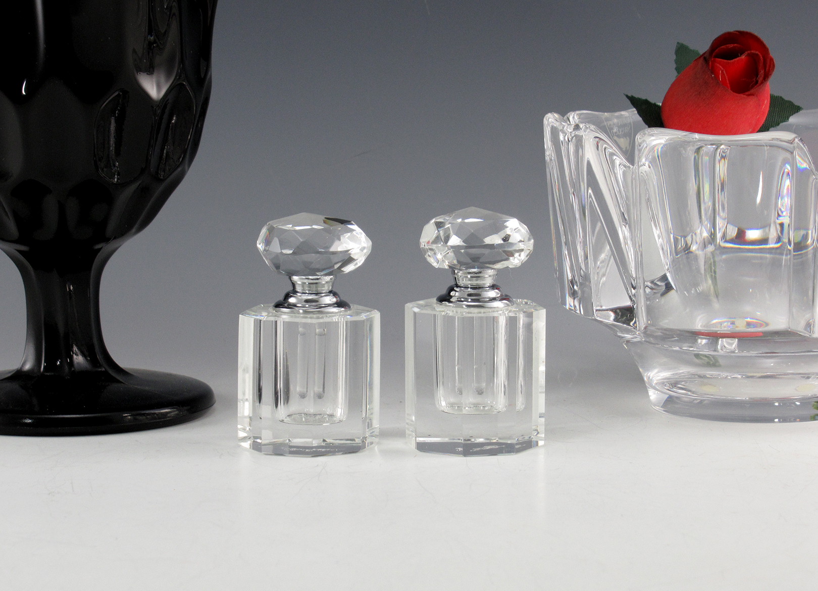 Oleg Cassini Jackie Kennedy Cut Crystal Perfume Set - Image 5