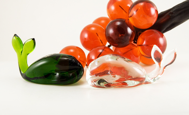 Colorless Whale Figurine by Pilgrim Art Glass - Image 3