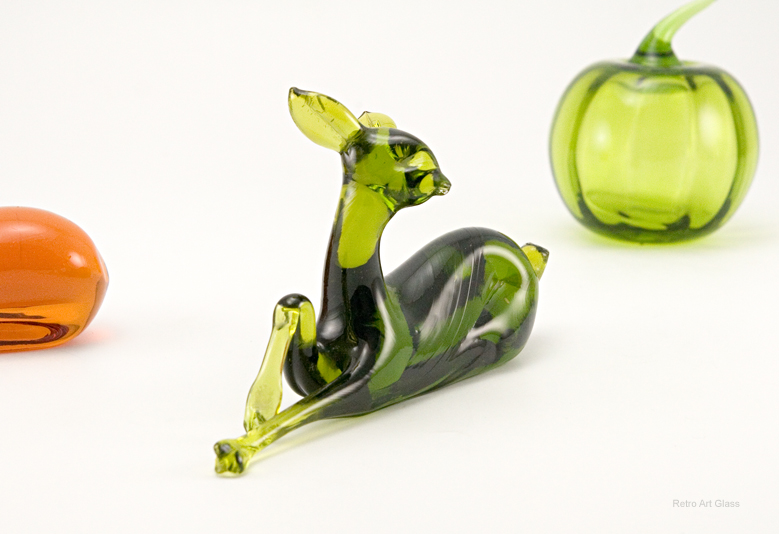 Mid-Century Modern Figurine Olive Glass Deer - Image 4