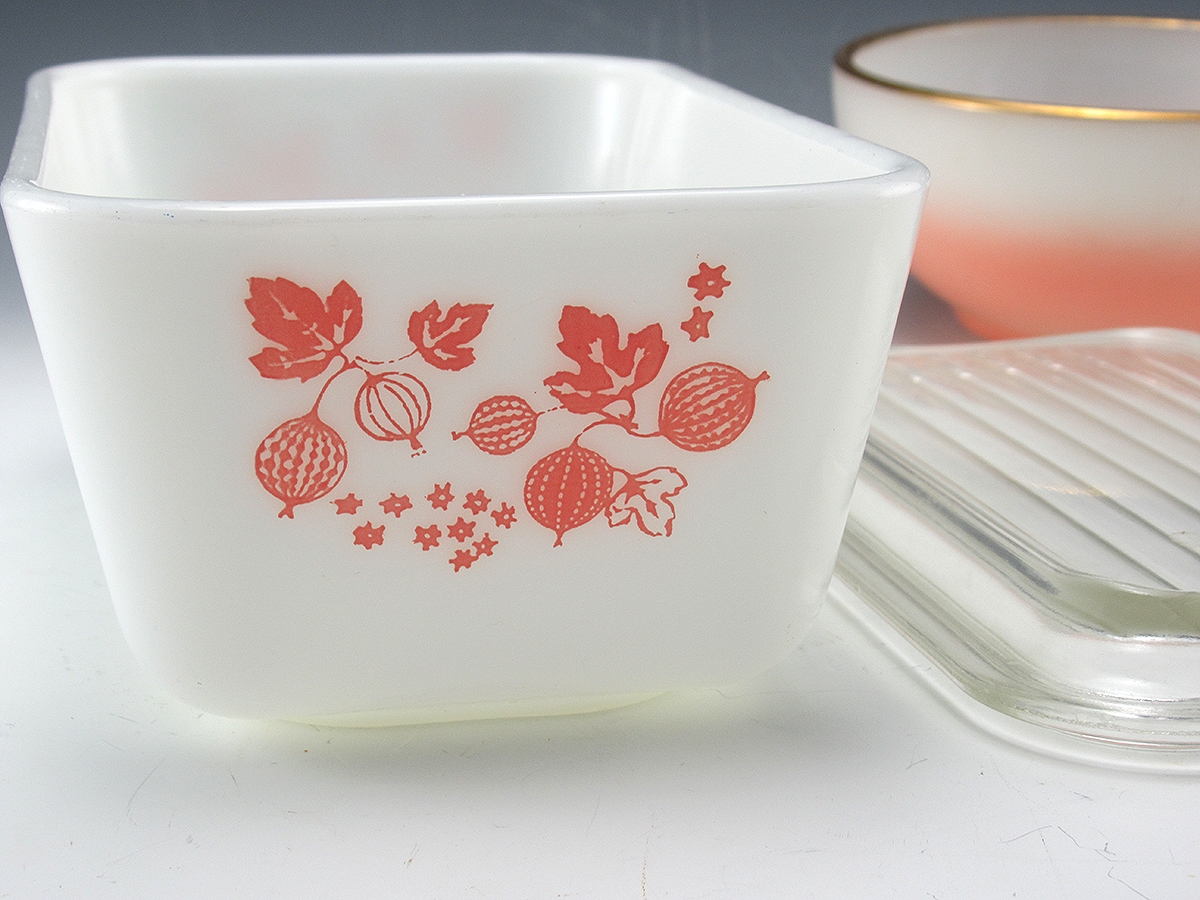 Pyrex Gooseberry Refrigerator Dish Medium - Image 2