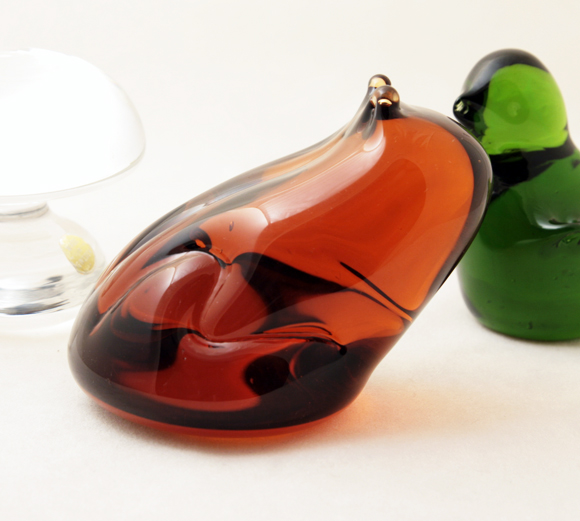Rare Wedgwood Glass Bull Frog in Amber - Image 3