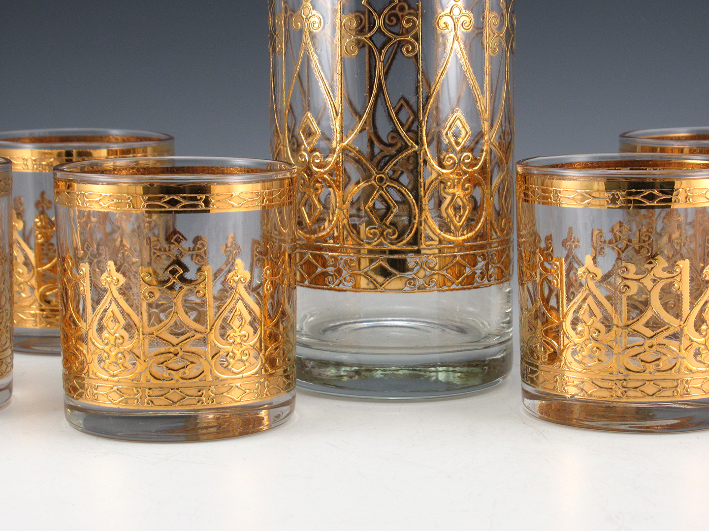 Culver Glass Cocktail Set Espana Pattern 22-K Gold - Image 3