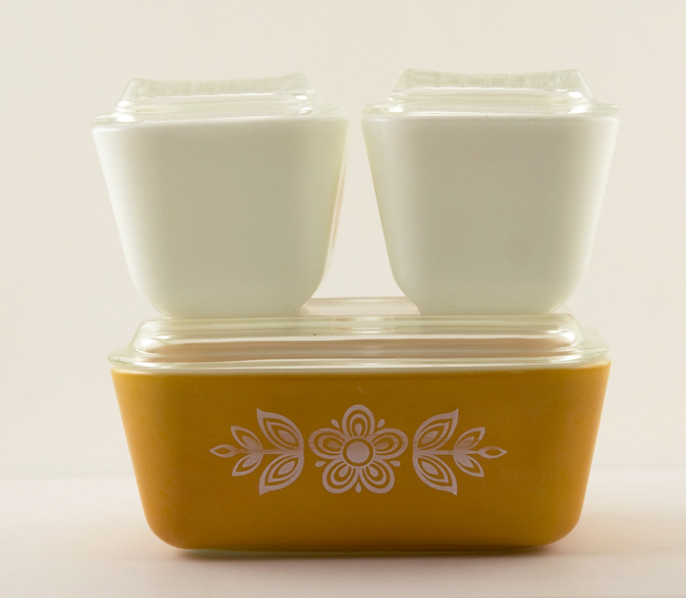 Retro Kitchen Vintage Refrigerator Dish Set - Image 3