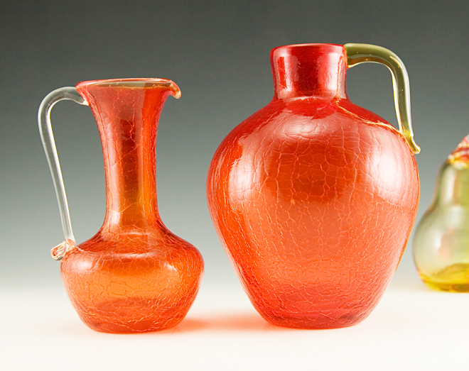 Large Retro Modern Jug Vase in Persimmon Crackle Glass - Image 2