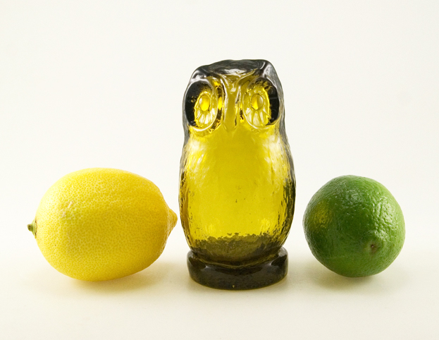 Retro Vintage Menagerie Owl by Pilgrim Art Glass - Image 3