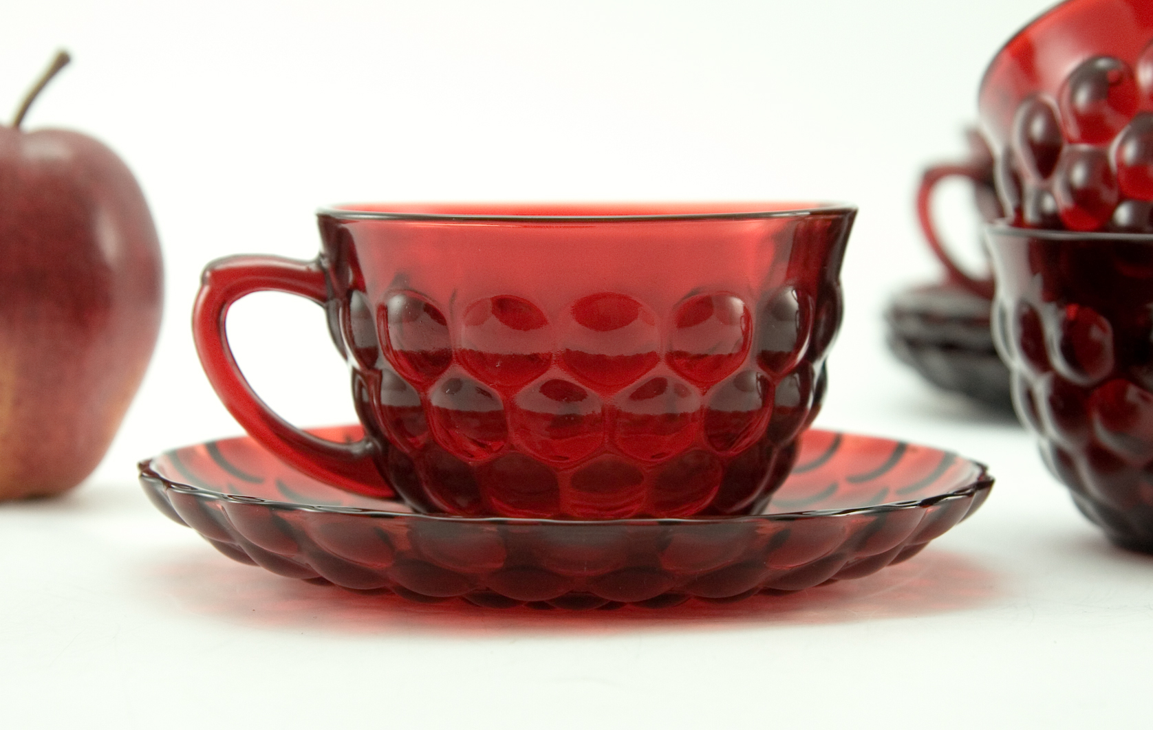 Royal Ruby Bubble Coffee Set Service for Four - Image 2