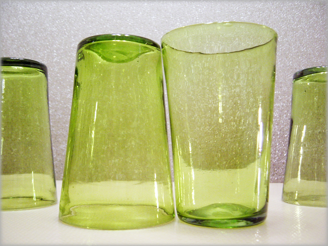Set Large Blenko Art Glass Flip Tumblers - Image 2