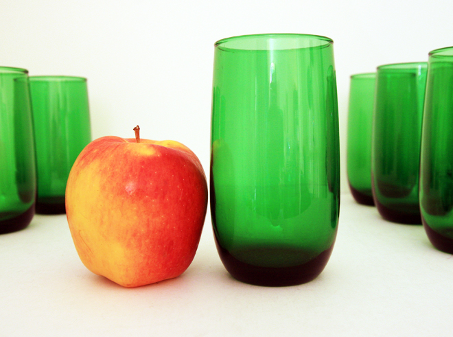 Set of 8 Anchor Glass Forest Green Tumblers - Image 3