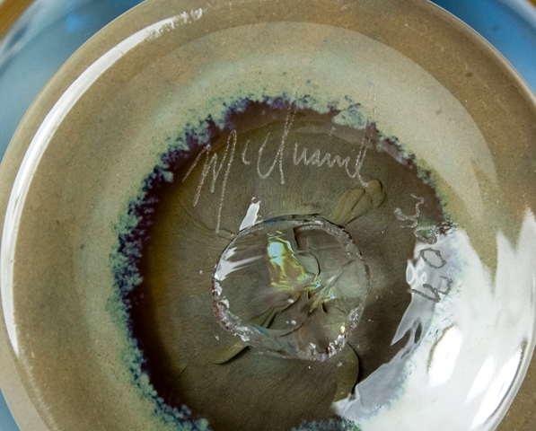 Signed Contemporary Glass Art Vase with Mercury Garland - Image 4