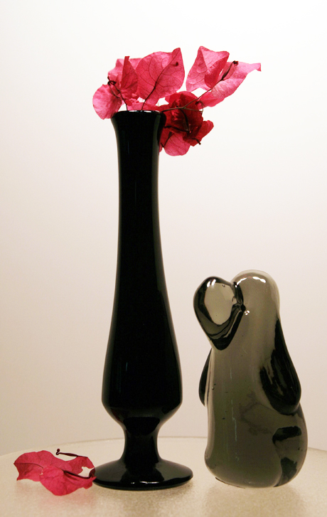 Smoked Green Glass Vintage Hound Dog - Image 2