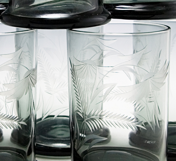 Swedish Blown Glass Boy Tumblers Set of 8 - Image 4