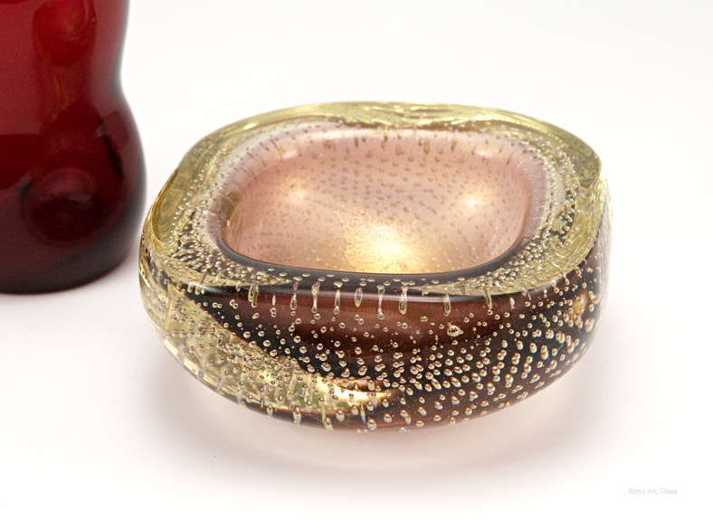 Venetian Art Glass Bowl Cased with Bubbles and Gold