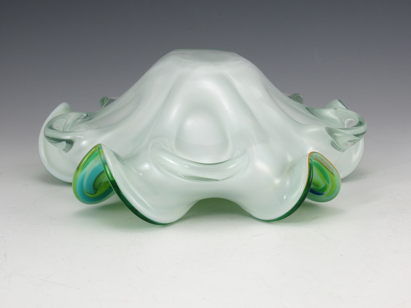 Hand-Made Murano Art Glass Confetti Cased Bowl - Image 2