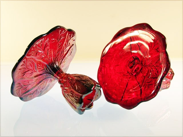 Vintage Acanthus Carnival Glass Candlestick Holders - Image 2