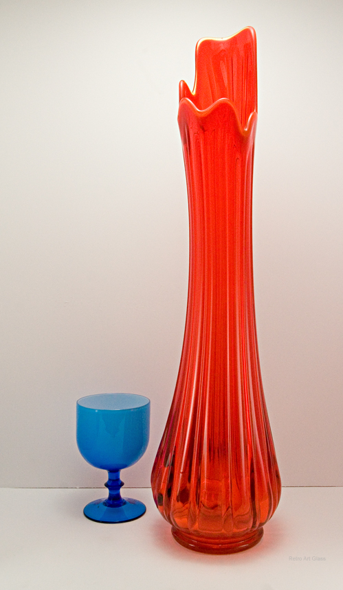 Retro Glass Floor Vase in Persimmon 1960 - 1970 - Image 4